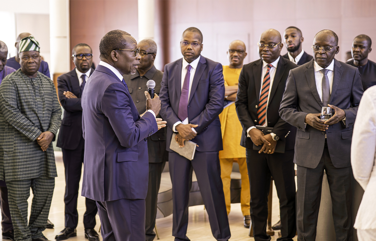 S.E.M. Patrice Talon en compagnie des ministres