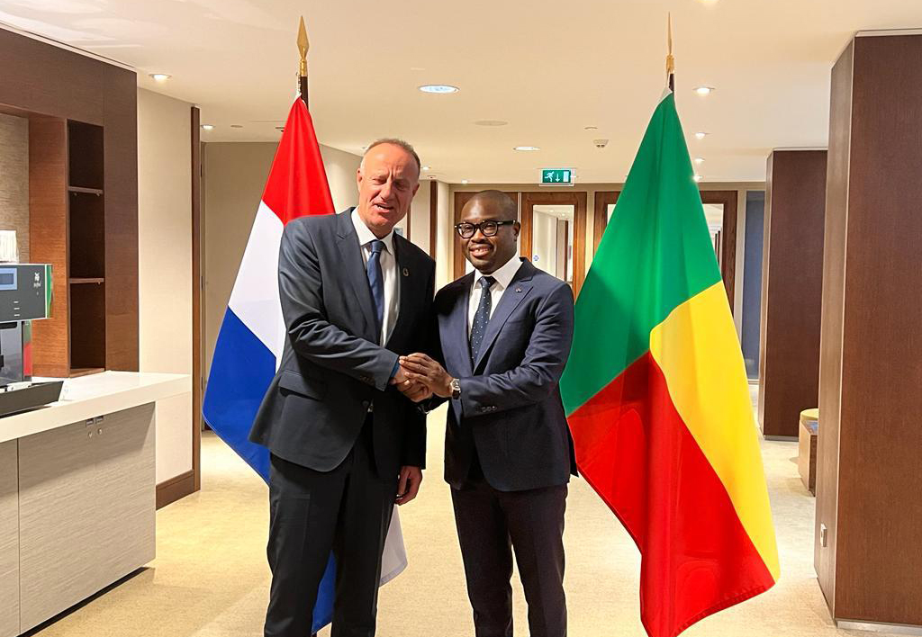 Romuald Wadagni, ministre de l'économie et des finances et Joost Oorthuizen, Ceo de Invest International