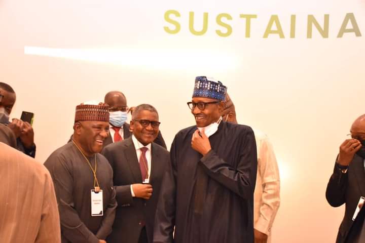 Aliko Dangote et le Président Muhammadu Buhari ont procédé à la mise en service de Dangote Fertilizer, une nouvelle usine d’engrais, au Nigéria dans l’Etat de Lagos.