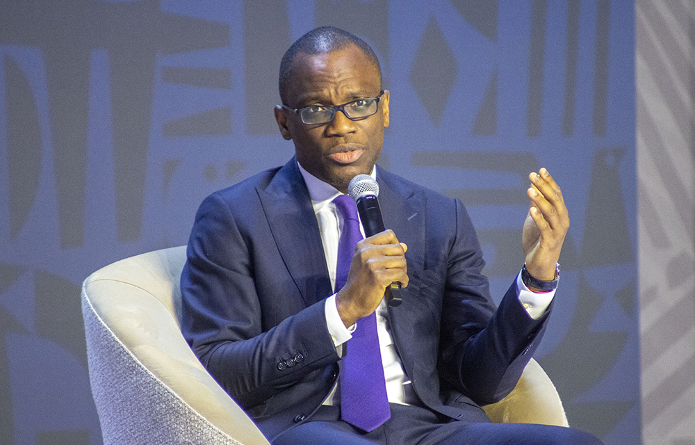 Olushegun Adjadi Bakari, Ministre des Affaires étrangères du Bénin