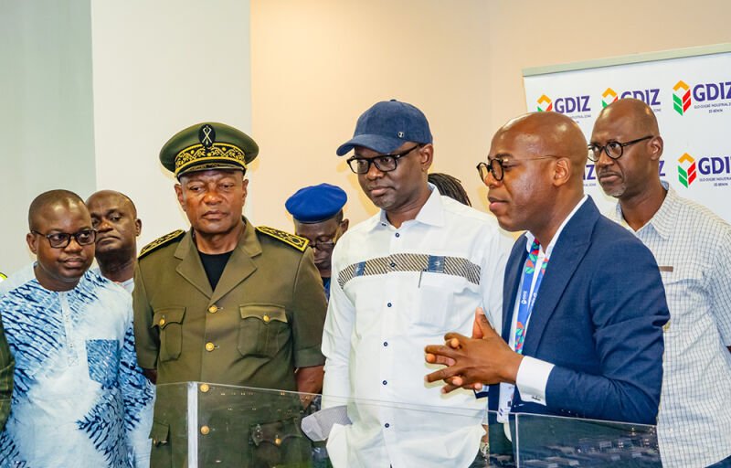 En visite à la Gdiz : Le Ministre Adambi rassure quant à la disponibilité de l’énergie électrique 
