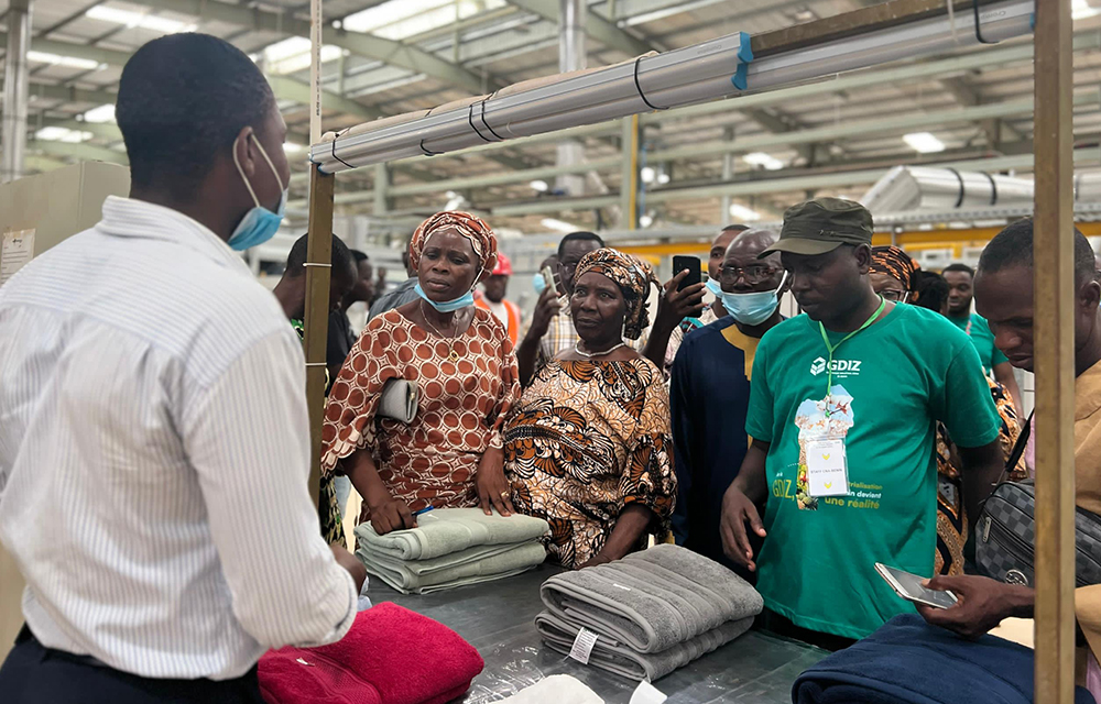 Une délégation d'agriculteurs de l'Alibori en visite à la Zone industrielle de Glo-Djigbé.