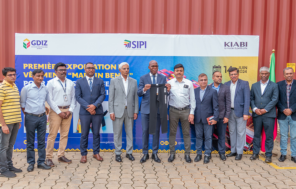 La GDIZ procède à la première exportation de 80.000 pièces de vêtements pour la marque française KIABI.