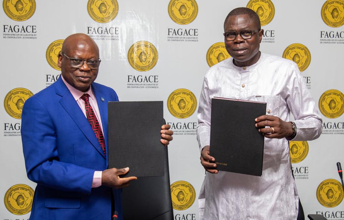 Pr. Barthélemy Biaou, Recteur de l’UADC et Dr. Ngueto Tiraïna Yambaye, DG du FAGACE