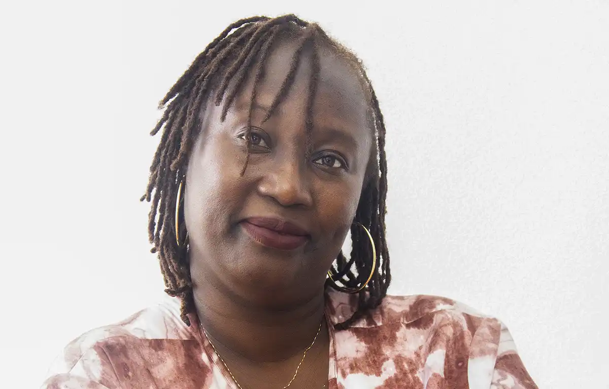 Ruth Doris Bide, Promotrice de Biskuiti Fabric