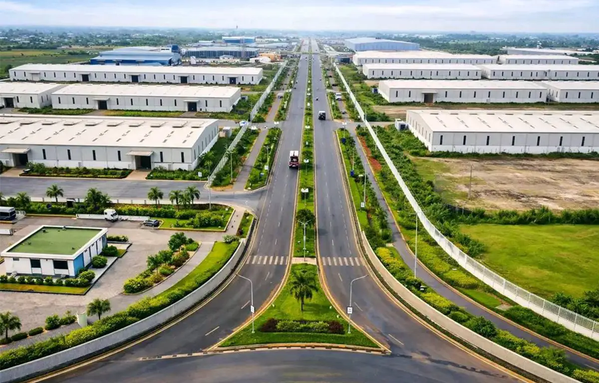 Vue aérienne partielle de la Zone industrielle de Glo-Djigbé (GDIZ)