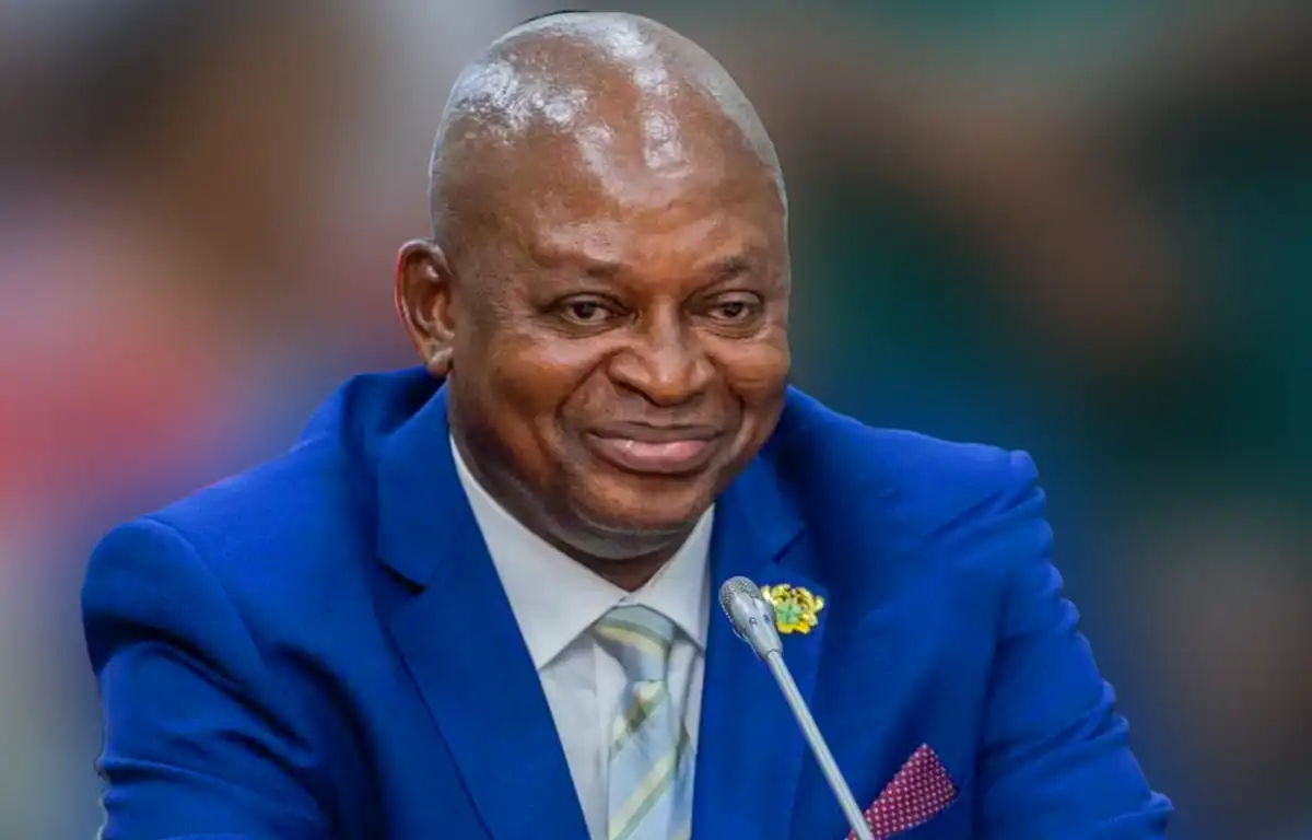 Joseph Bukari Nikpe, ministre des Transports du Ghana