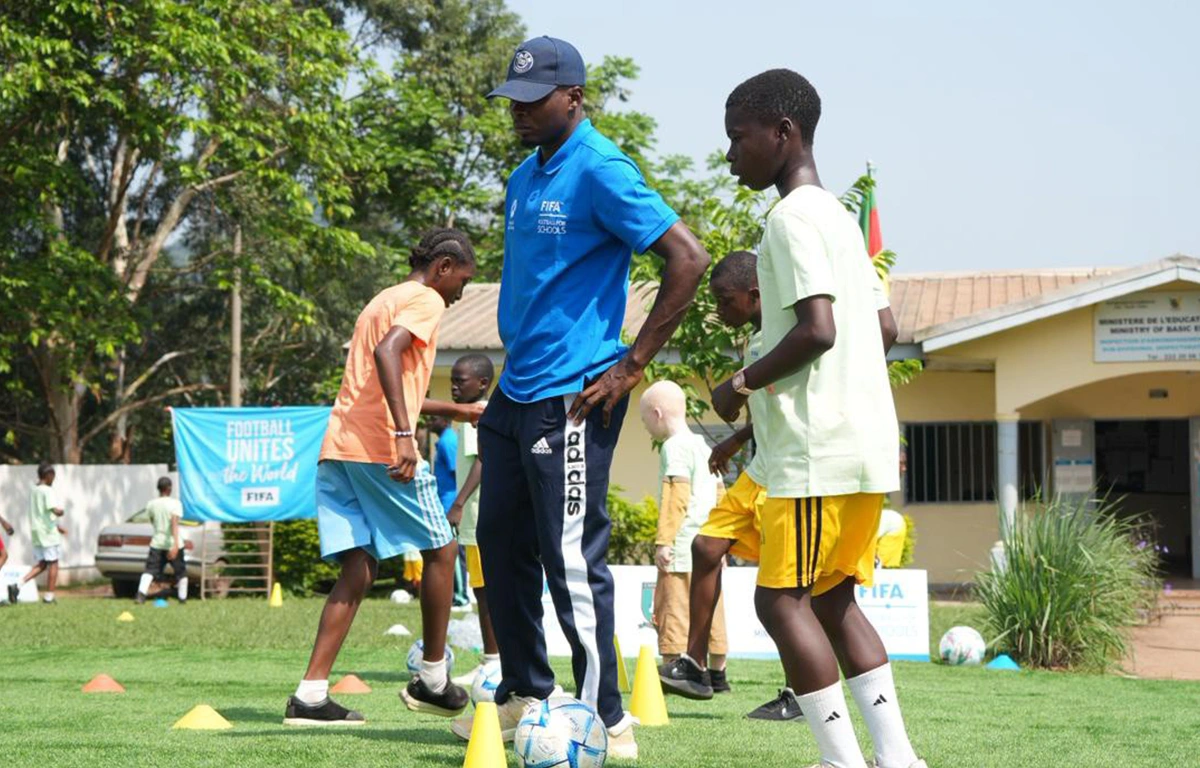Les tenues Made in Benin valorisées dans le cadre du programme Football for Schools