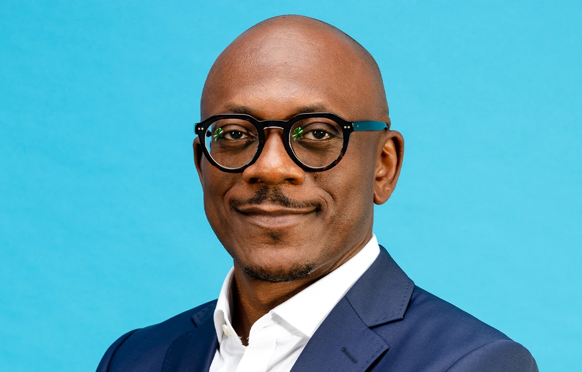 Yann Hazoume, Chasseur de tête international et consultant en talent management.