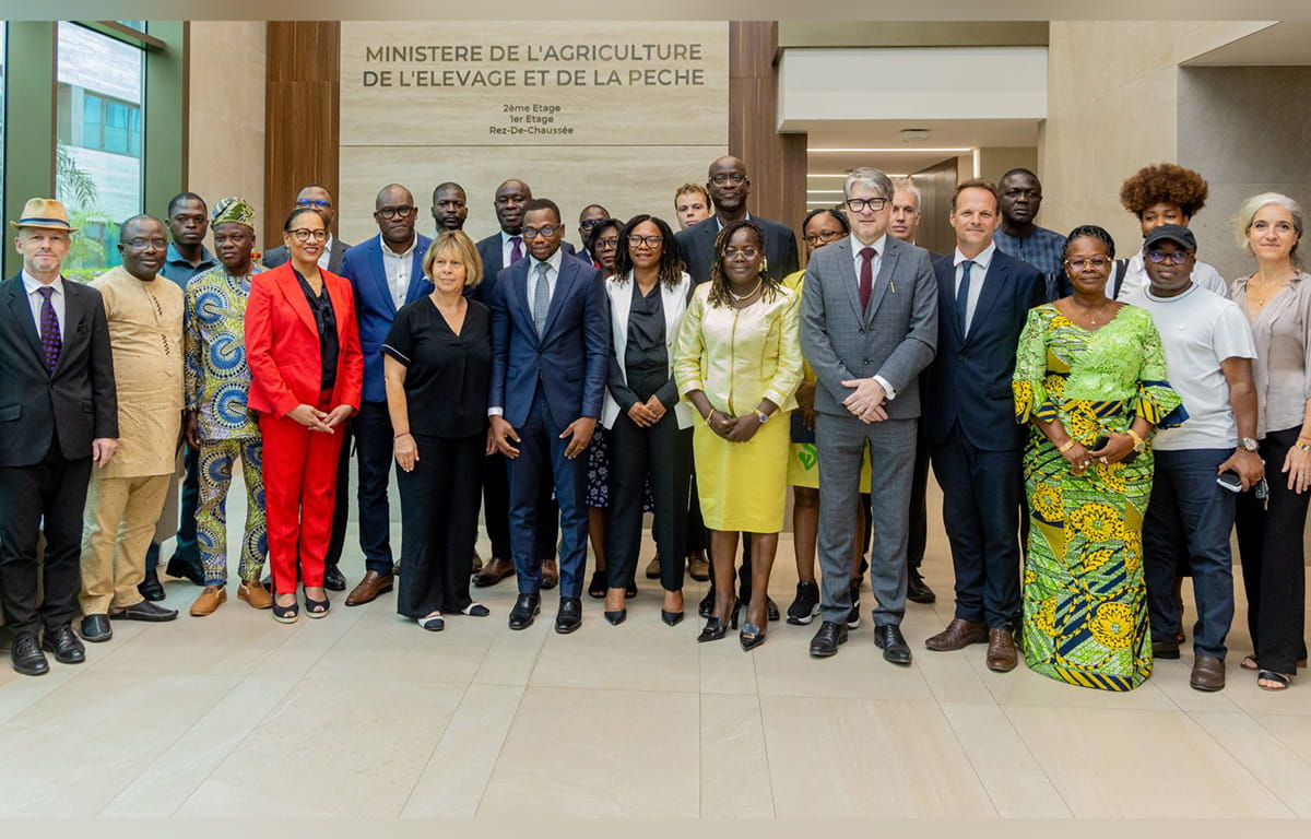 Signature d’un accord-cadre entre INSA CVL et SCITI à Cotonou.