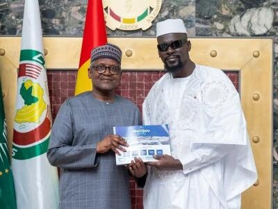 Guinée : Aliko Dangote reçu par Mamadi Doumbouya pour discuter d'investissements